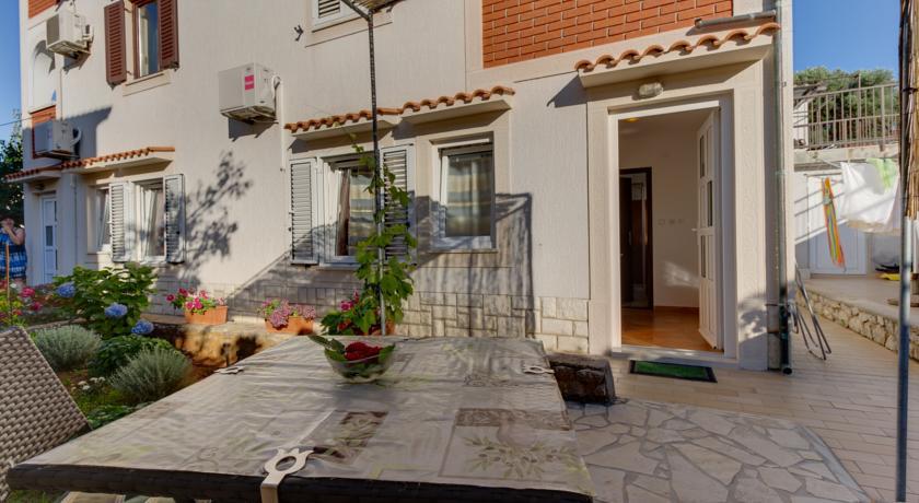 Apartment Nikolina Mali Lošinj Cameră foto