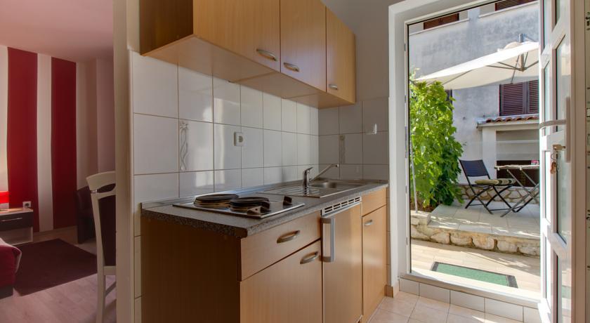 Apartment Nikolina Mali Lošinj Cameră foto