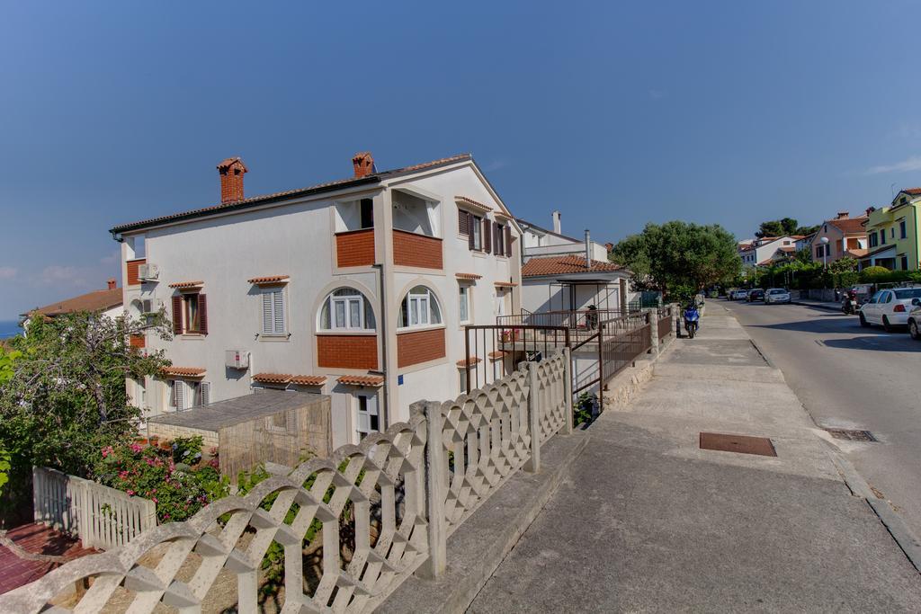 Apartment Nikolina Mali Lošinj Exterior foto